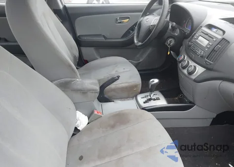 2010 Hyundai Elantra Se z USA, uszkodzony, nr VIN KMHDU4AD2AU193725